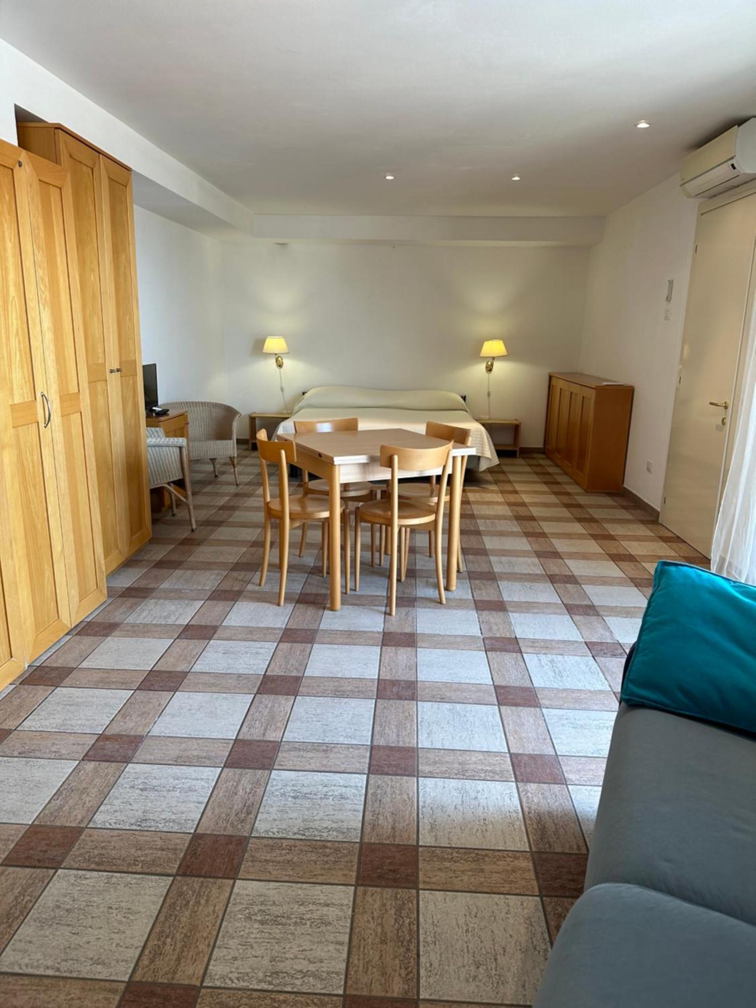 Nauthotel Grado Extérieur photo